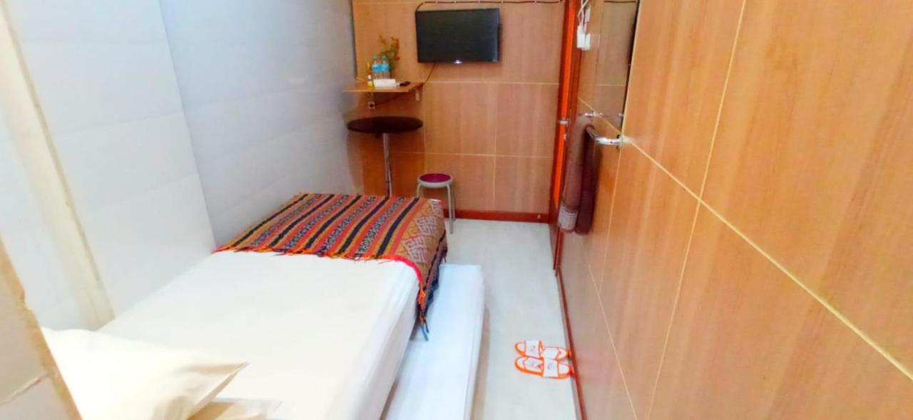 The Cabin Hotel Gandekan Yogyakarta Exteriör bild